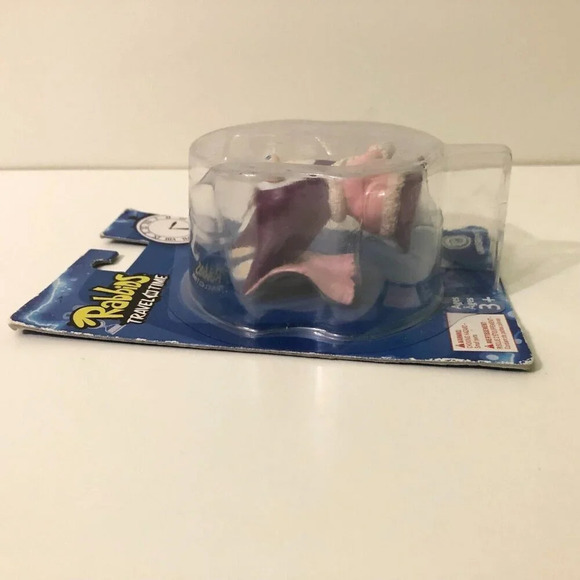 2010 Ubisoft  Rabbids Travel In Time Medieval Girl Damsel 2.5 Inch Figure - Picture 9 of 16